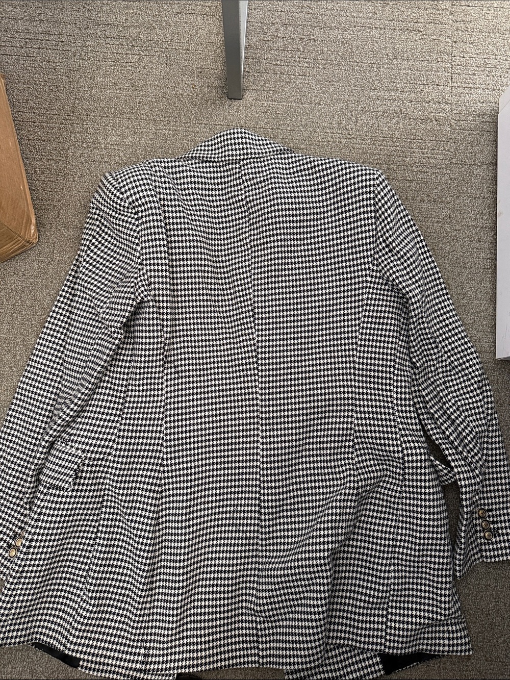 Zara Black & White Houndstooth Double-Breasted Blazer w/ Gold Buttons - Picture 3 of 3